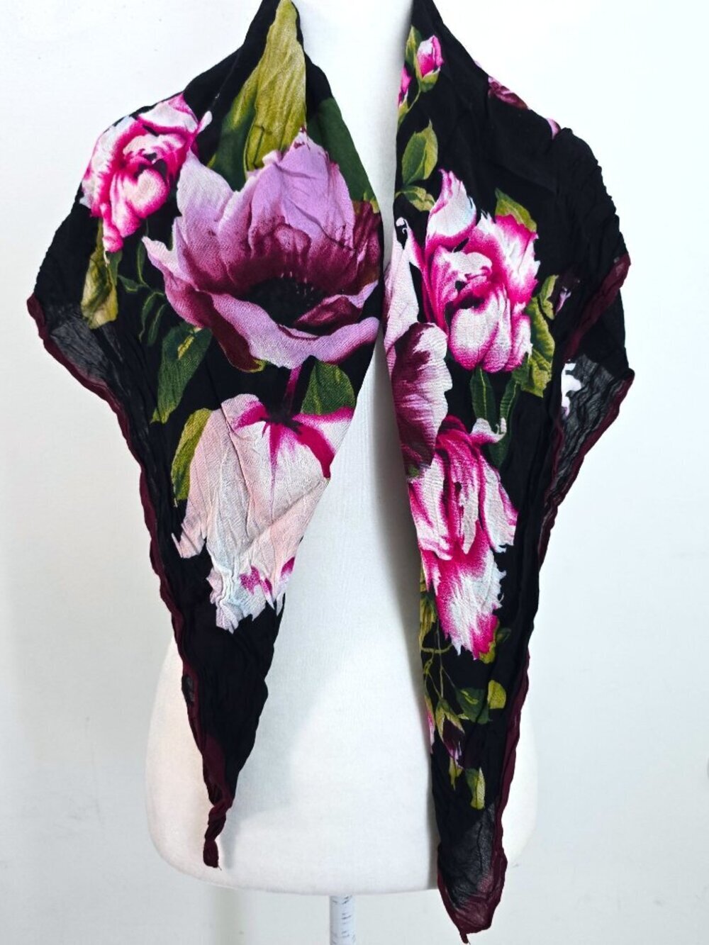 Women's Black PUrple Water Lily Print Square Gauzy Scarf 37 x 43